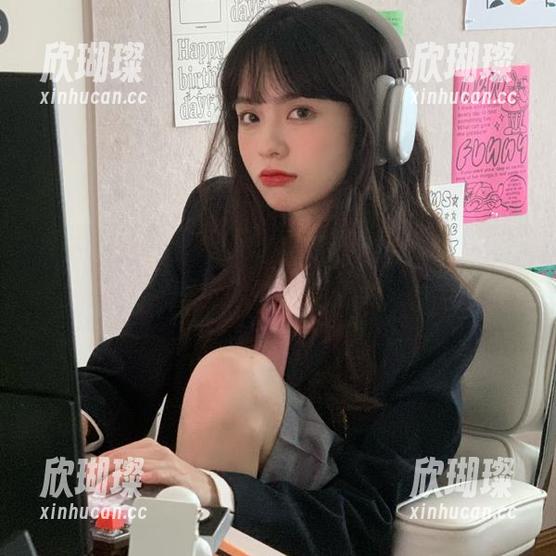 17吃瓜 搞不懂17吃瓜官网的下载界面,感觉像在解谜游戏。