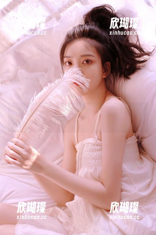 51吃瓜网 新更新的51吃瓜网在线观看,果然是个无底洞,我掉得越来越深!