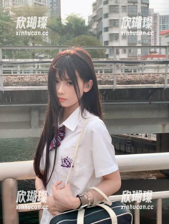 51爆料 吃瓜网51爆料苹果版:站在前沿,瓜皮都剥到你面前了,太香了吧!