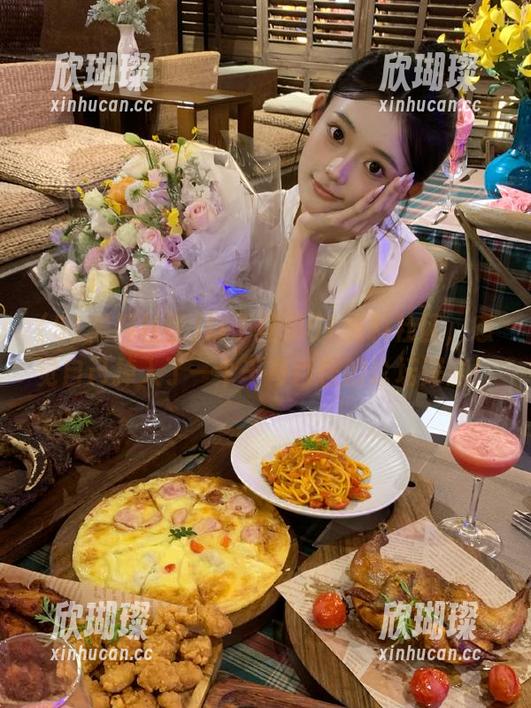终于登录51黑料社区，感觉自己掉入了一个千奇百怪的论坛深渊！
