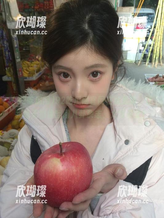 92吃瓜网 92吃瓜网官网在线更新,让我每天都像翻阅八卦杂志,大爱不止!