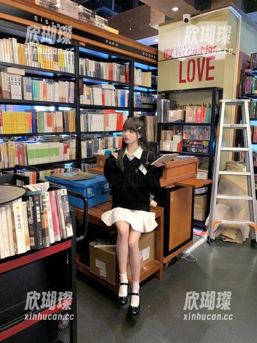 九一吃瓜 等待ios更新的时候,快来品尝九一吃瓜的味道!