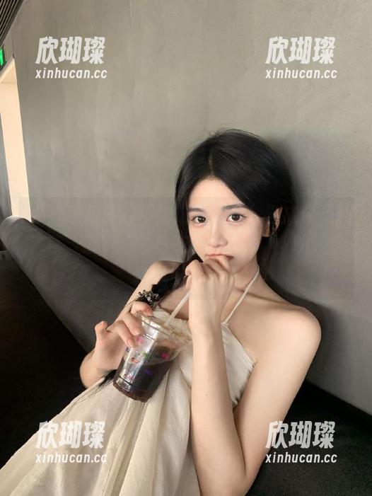 今日吃瓜91 不如把“网址”当成今天的秘籍,锁定“今日吃瓜91cn”,秋天的夜晚更香了。