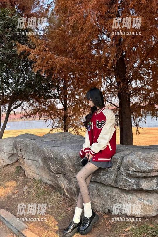 吃瓜天堂 无意中在“吃瓜天堂”翻到一则八卦,观看后竟冒出如此多感慨。。。