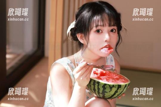 吃瓜网页版 首页震惊!黑料如雨落下,吃瓜网页版深夜模式开启?