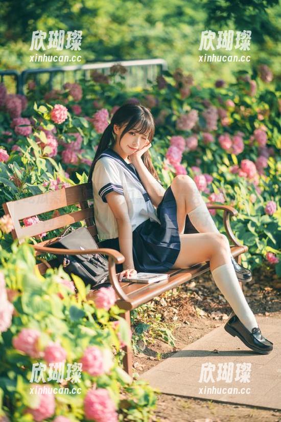 吃瓜黑料 直达吃瓜黑料:发送个网址,瞬间变身八卦传声筒,太好玩了吧?