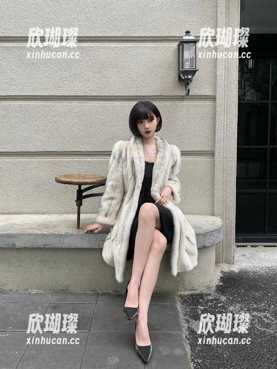 明星黑料 关注明星动态别走神,下载明星黑料,边吃瓜边冒出金句无数!