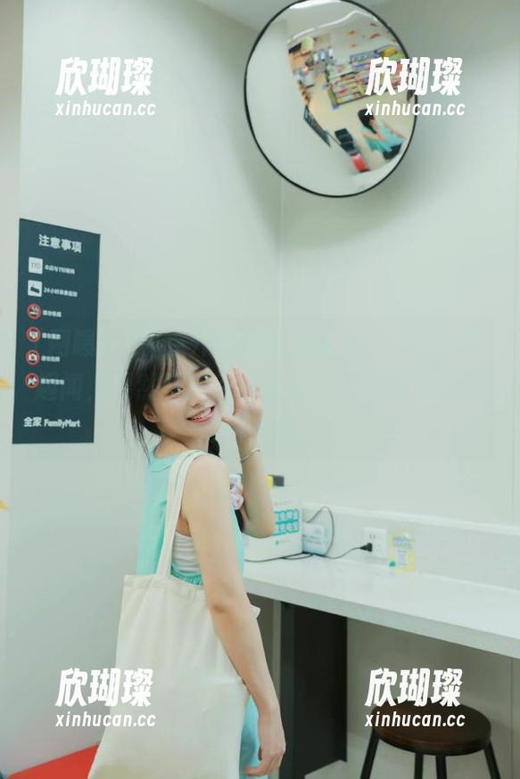 点开网曝吃瓜发布，翻到某条趣闻，果然又被深深吸引了…我可是个好奇宝宝哦。