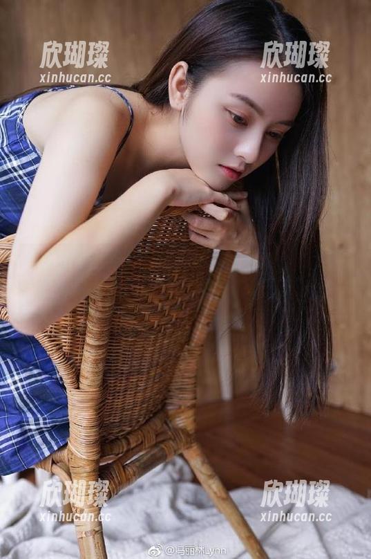 黑料不打烊 今晚黑料不打烊苹果版也来凑热闹,官网入口实在让人琢磨不透!