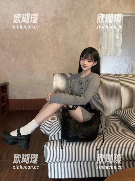 黑料吃瓜 “黑料吃瓜”直达官方,瓜得爽快,谁敢不信?