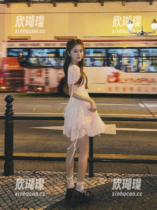 黑料吃瓜网 黑料吃瓜网app:不求能打,求能爆!八卦界的“种瓜达人”!