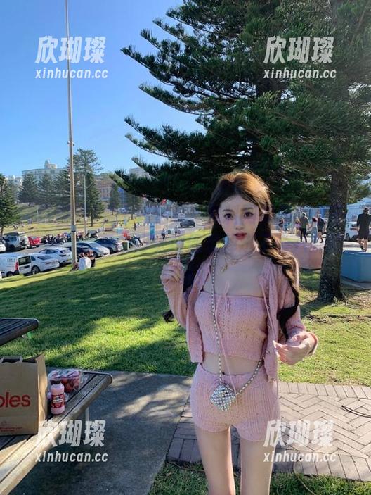 黑料网 是个好站点?黑料网要我“永不迷路”,可我却觉得像是掉进了个八卦的漩涡!